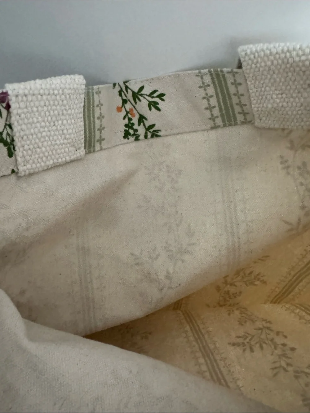 Canvas Floral Stripe Crossbody Tote Bag in Cream